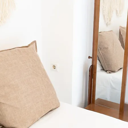 Malagasuite Downtown Vibes Apartment